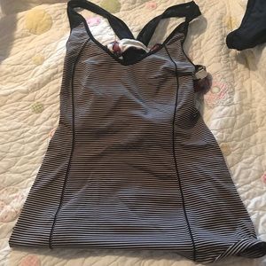 Lululemon athletic top with bra